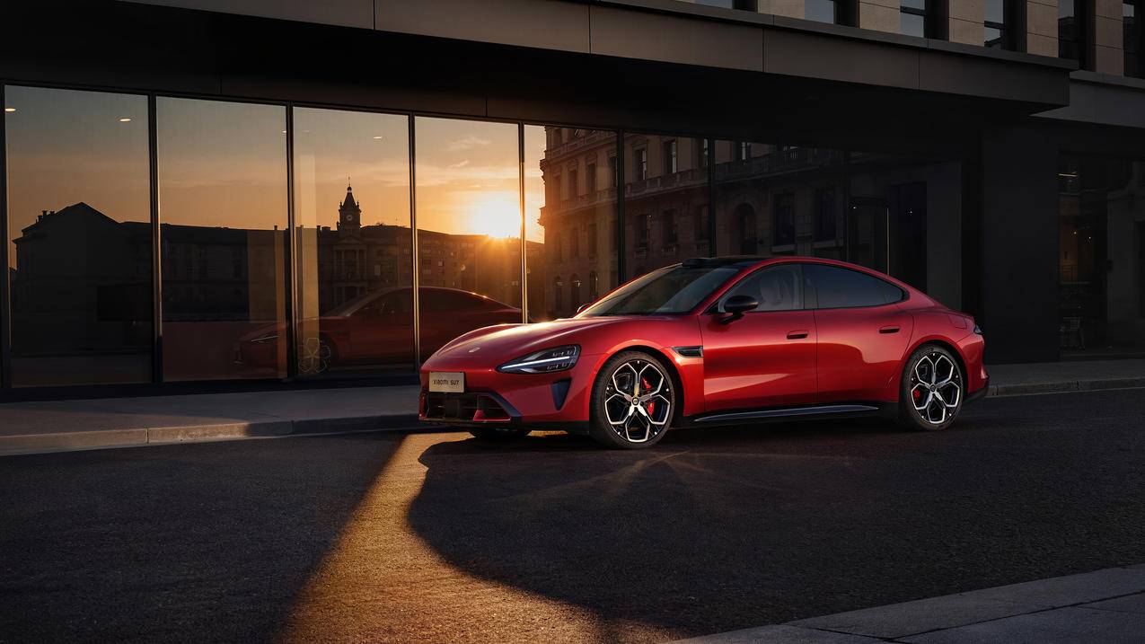 小米新一代SU7赤霞红4K电脑壁纸3840x2160