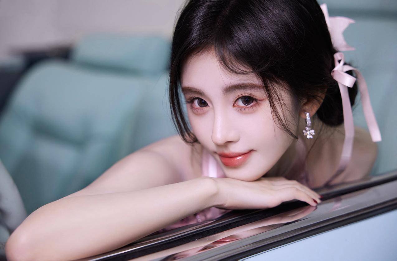 鞠婧祎 可爱美女 4k电脑壁纸