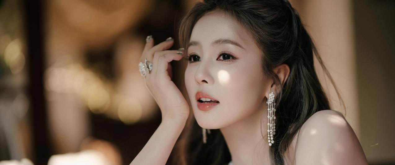 白鹿 侧脸唯美3440x1440带鱼屏美女壁纸