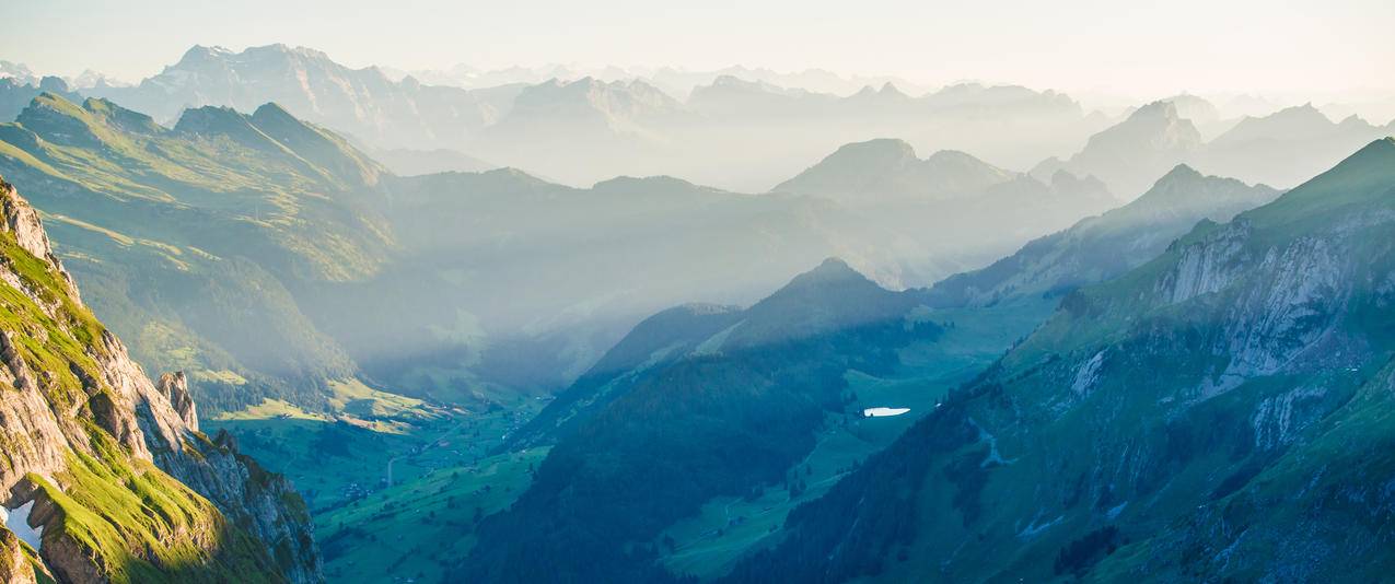 瑞士Rotsteinpass风景带鱼屏壁纸