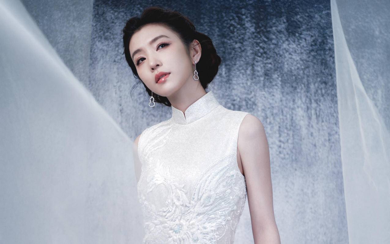 美女李云霄 4k高清壁纸 3840x2400