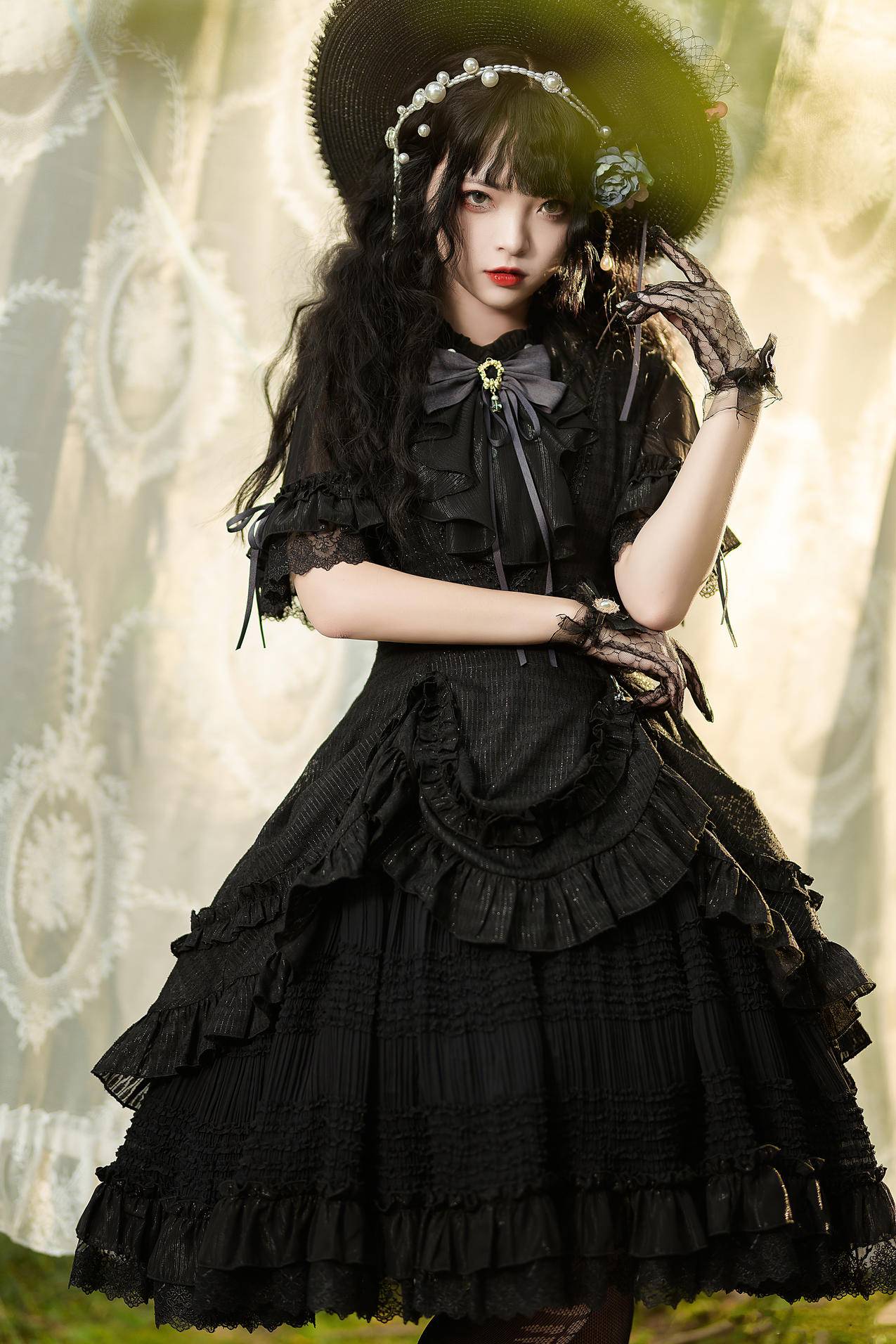 lolita洛丽塔 黑礼服萝莉 4K超清美女壁纸 4K手机壁纸