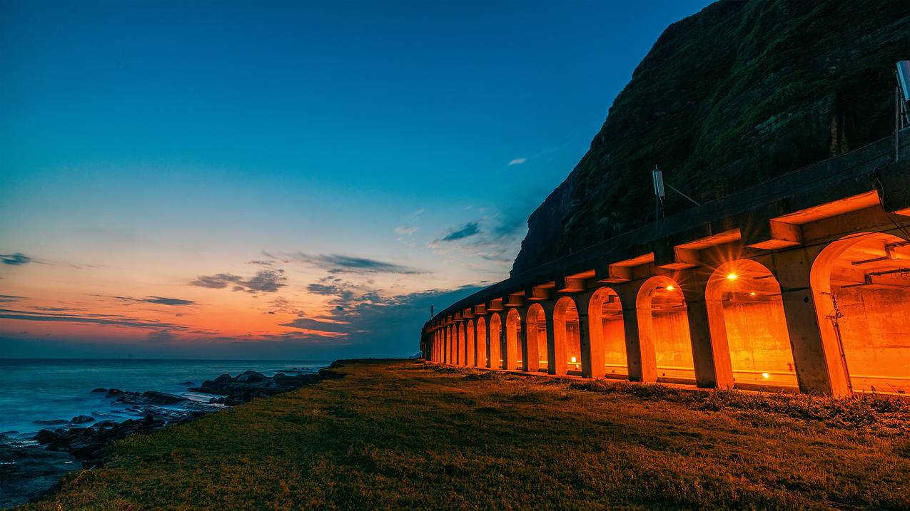 南雅明隧道 日出 4k风景高清壁纸