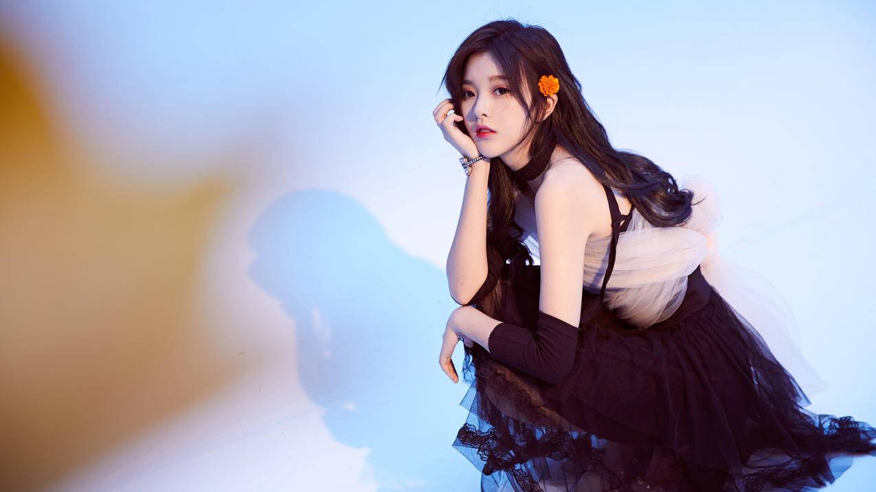 陆十六 长发 美女 4k电脑壁纸