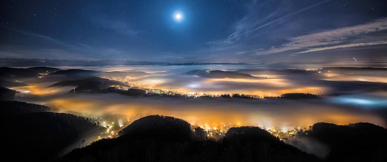 瑞士高山高峰夜晚天空风景带鱼屏壁纸