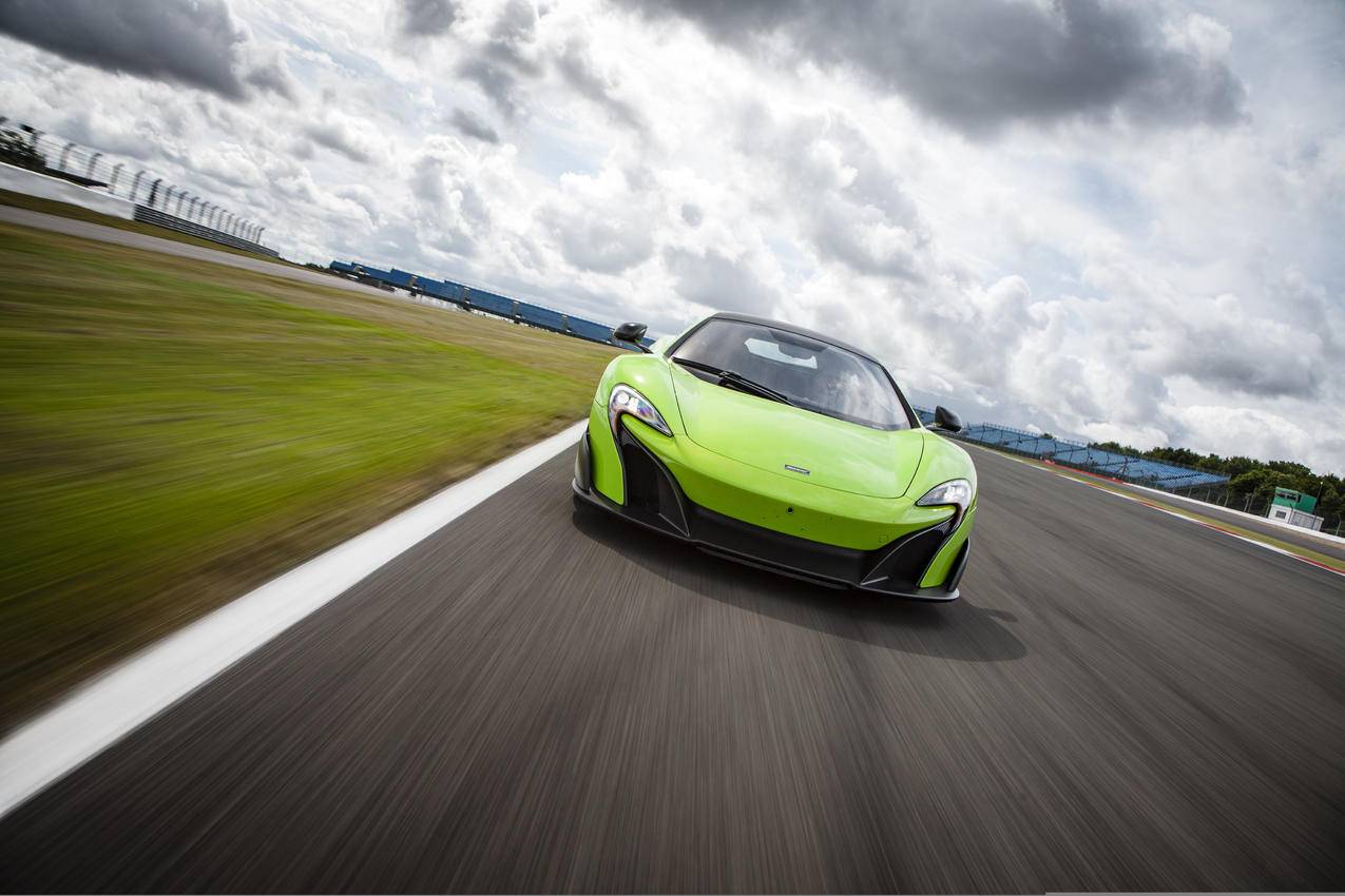迈凯伦675LT 超级跑车 4K高清壁纸