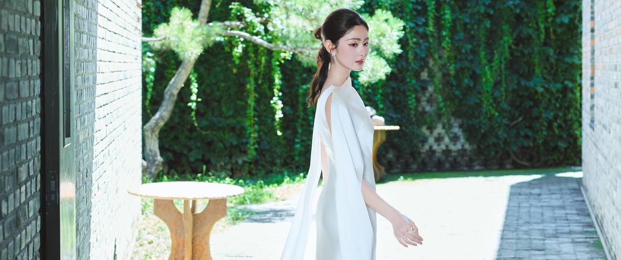 赵晴3440x1440美女带鱼屏壁纸