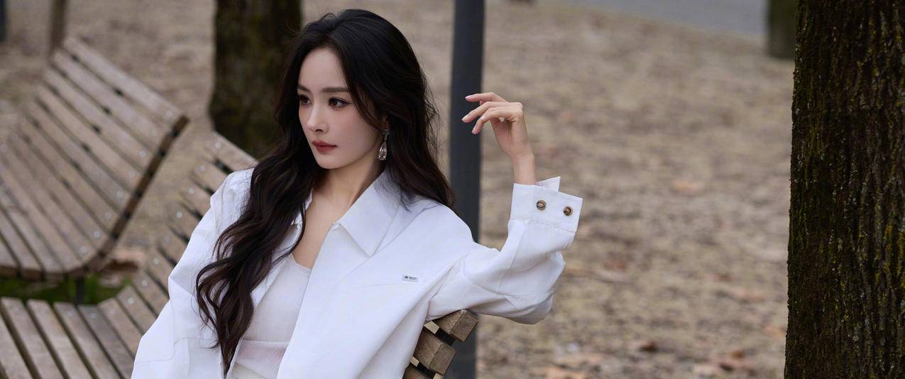 公园 椅子 杨幂 3440x1440分辨率美女壁纸