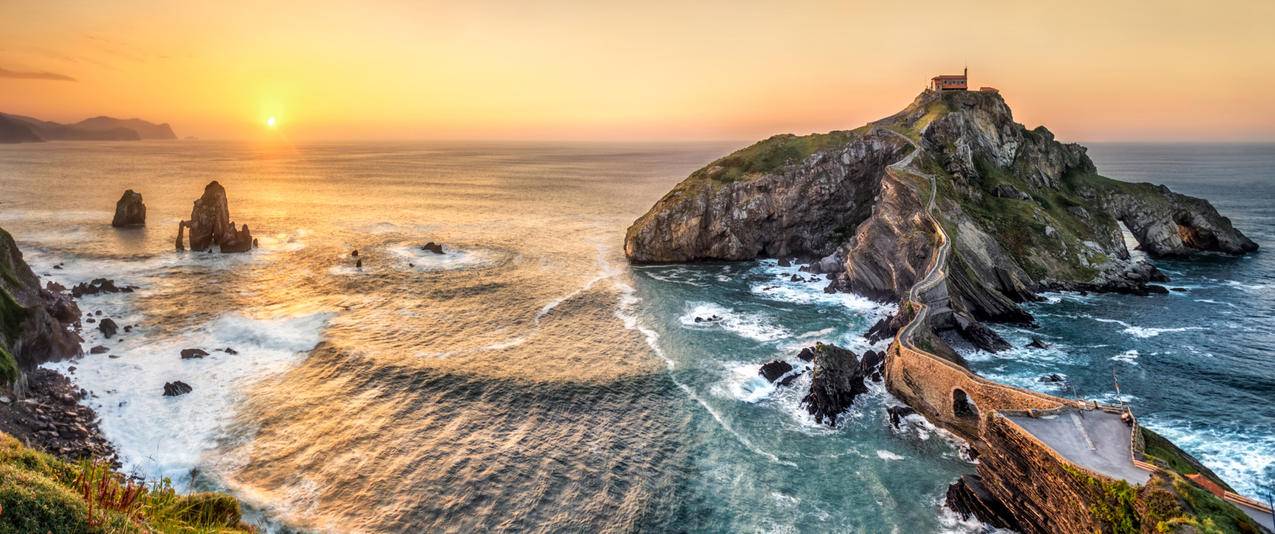 加兹特鲁加特岛风景3440x1440带鱼屏壁纸