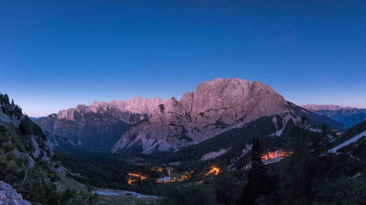 风景山峰山谷4k图片