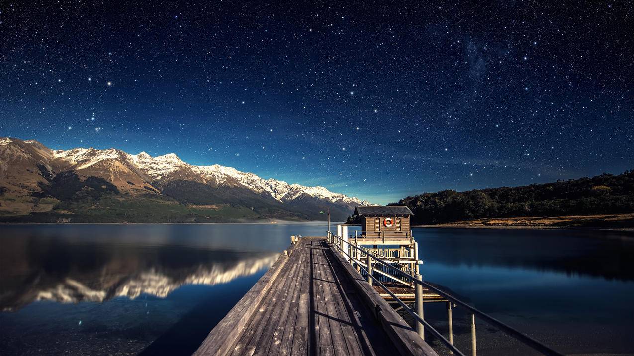 夜晚星星 雪山 河 码头 4K风景高清壁纸