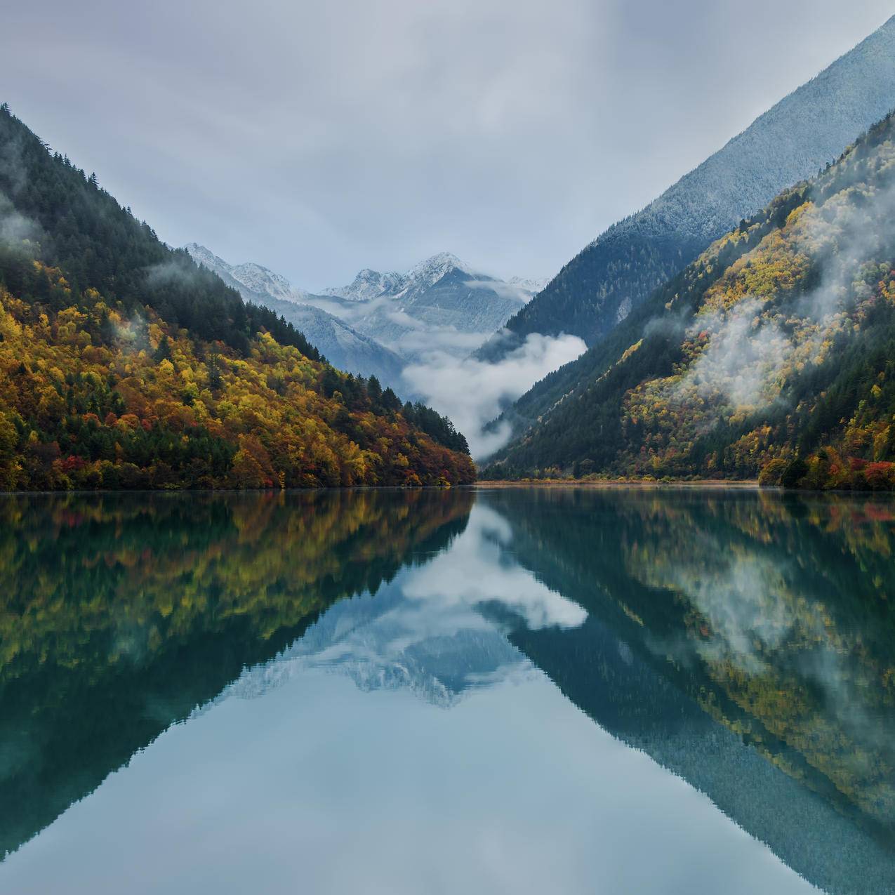 秋天风景 山川湖泊 华为MateXT非凡大师内置高清壁纸3184x3184