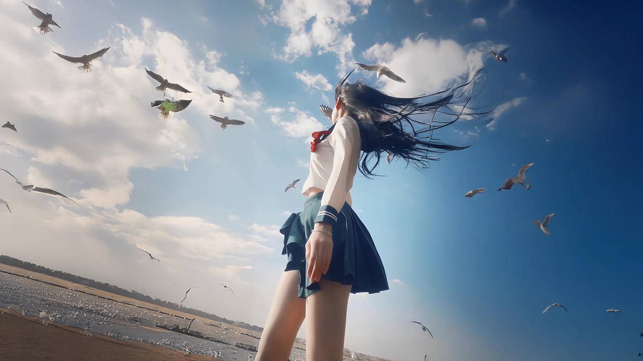 海边女生 海鸥 蓝色天空 4K壁纸 3840x2160