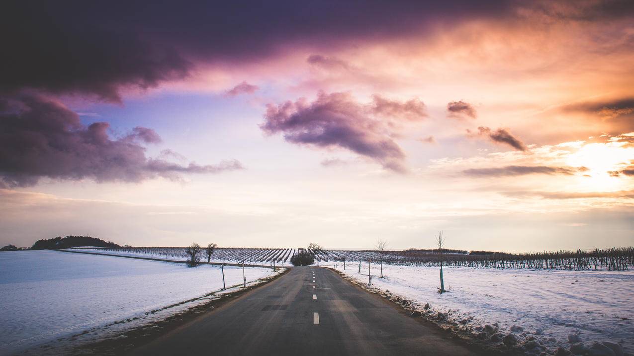 风景道路雪地4k壁纸