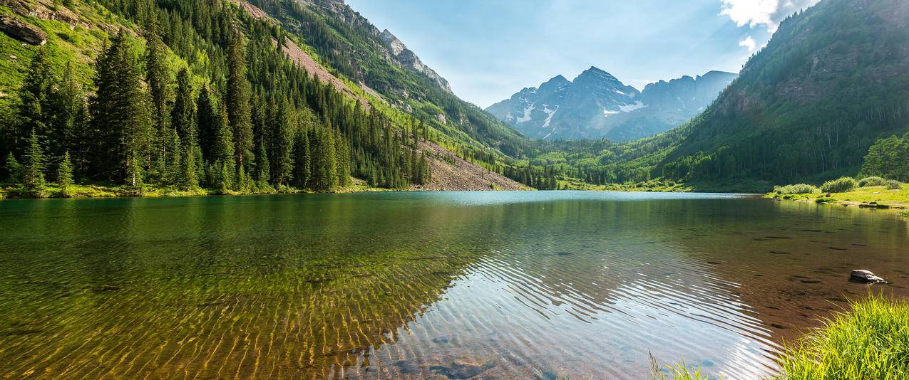 美丽自然山水风景带鱼屏壁纸