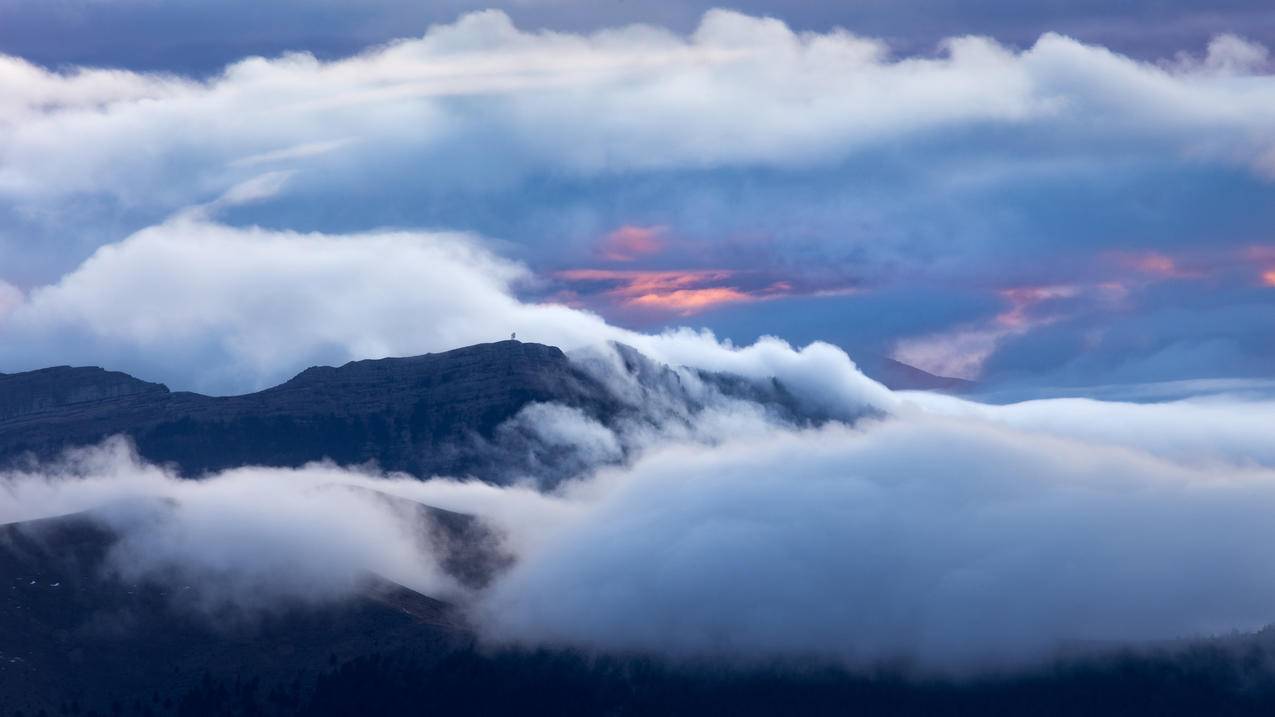 山峦 山顶 云 4k唯美风景