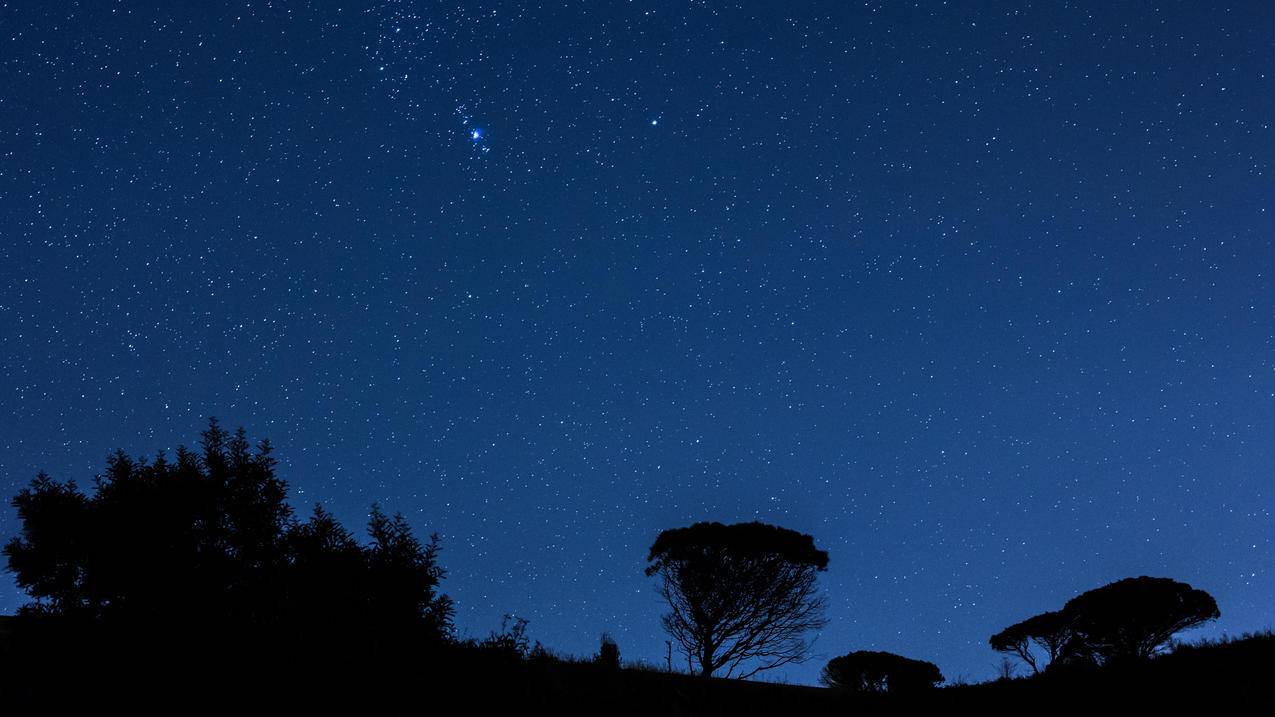 意大利西西里岛的夜空4k壁纸