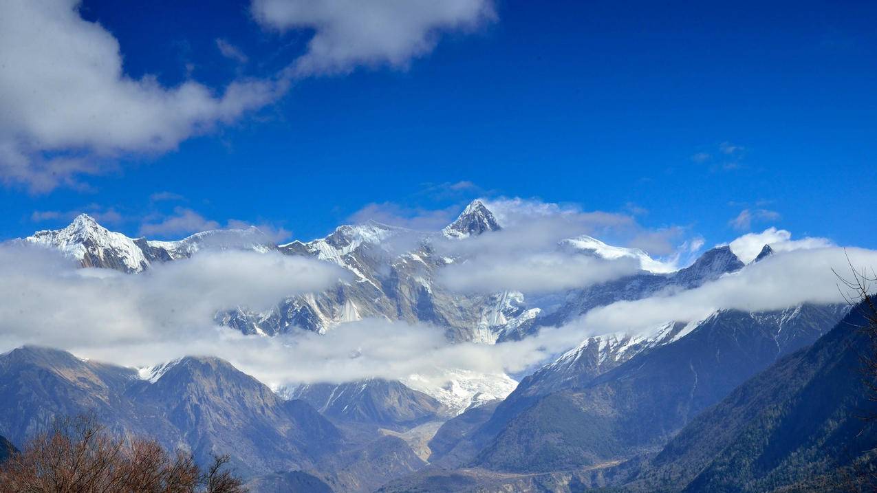 风景蓝天白云雪山高山高清壁纸