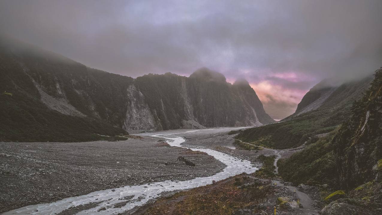 风景溪流云雾4k高清壁纸