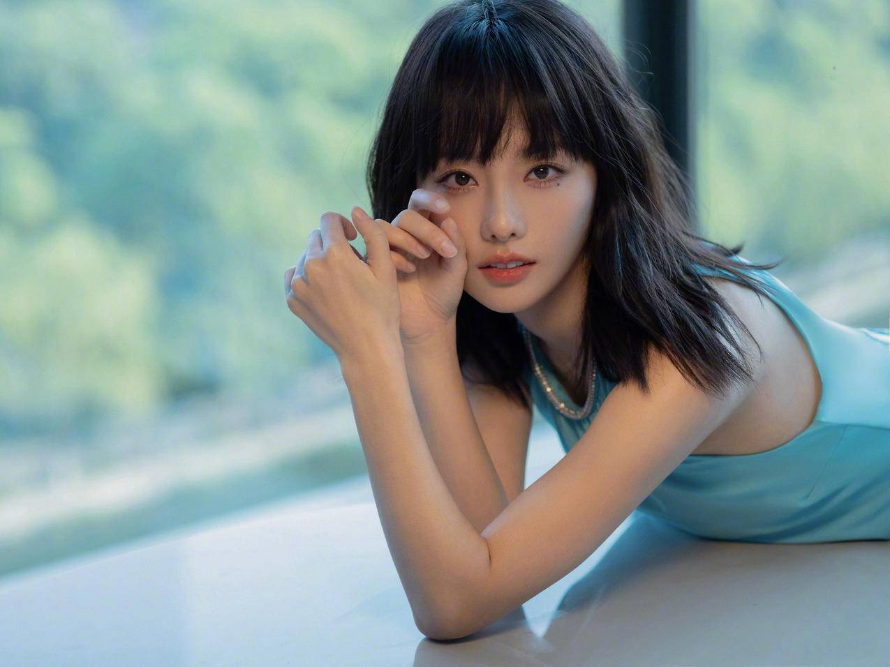 张嘉倪美女平板电脑壁纸