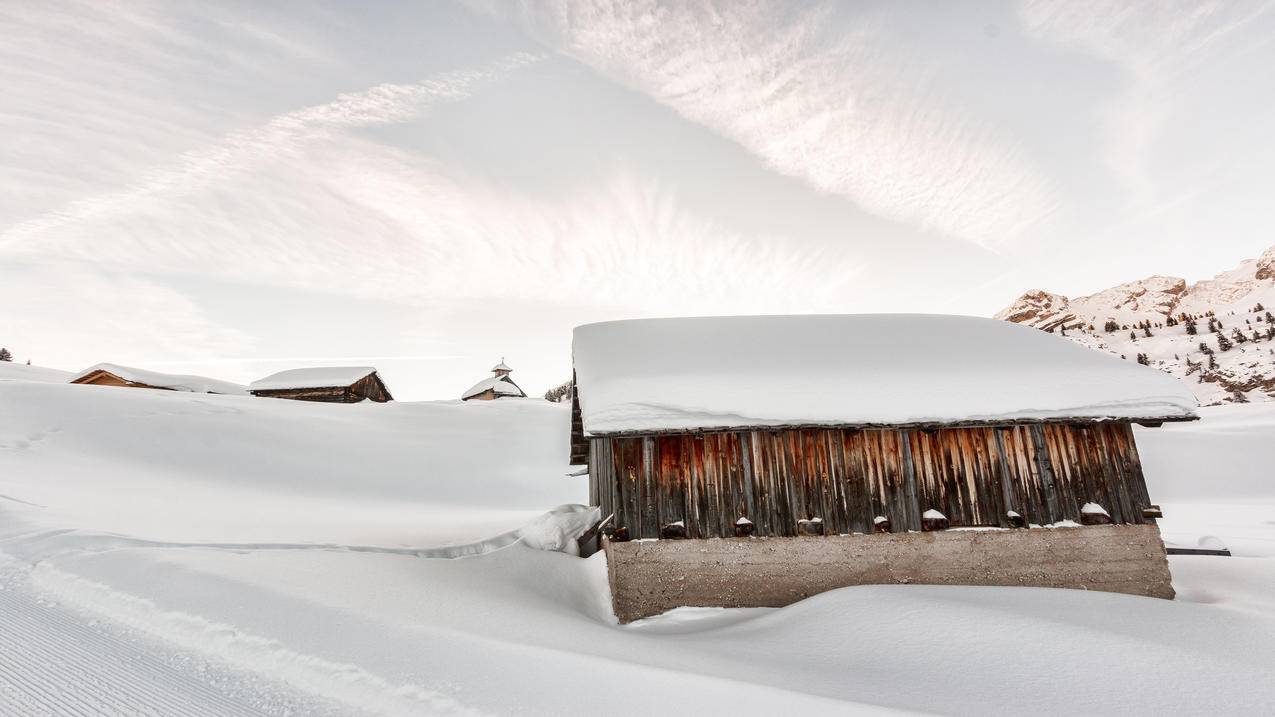 风景雪景木屋4k高清壁纸