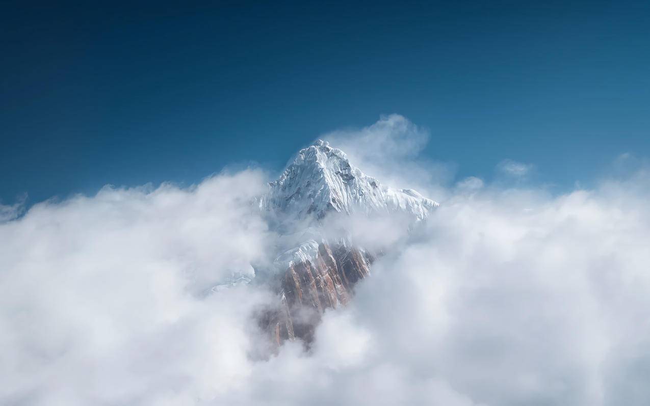 雪山云风景2560x1600高清壁纸