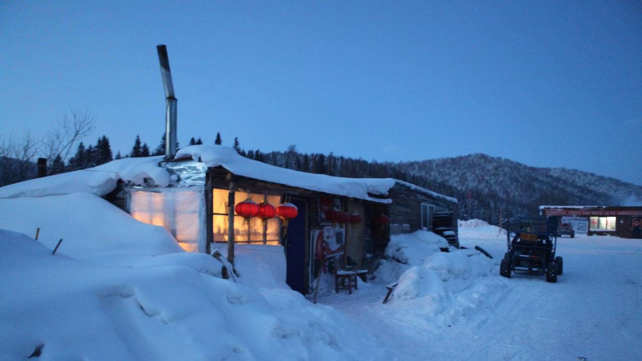 自然风光风景小镇乡村田园房屋建筑高清壁纸