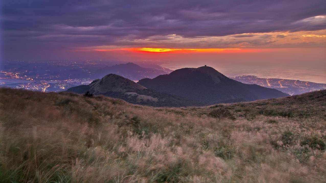 台湾大屯火山风景4k壁纸