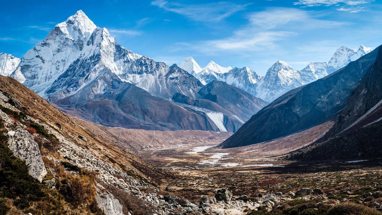 阿玛达布朗峰风景 4K高清壁纸